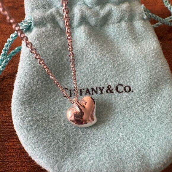 Tiffany & Co. Concave Heart Necklace - Picture 2 of 6